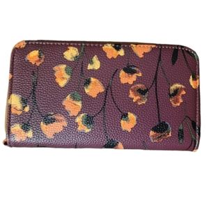 Thirty One Benjamin wallet